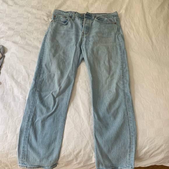 Levi’s Wedgie Straight Jean - Picture 2 of 3